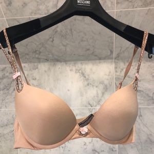 Nude Victoria Secret Push Up Bra
